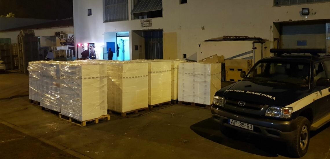 apreensao 7 tnaleadas pescado sesimbra alterada