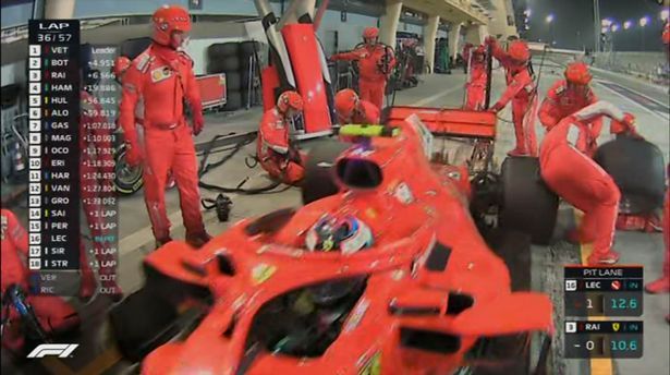 Momento horrível, a estrela da F1, Kimi Raikkonen, atropelou a perna do mecânico na cava quase 'partindo-a em dois