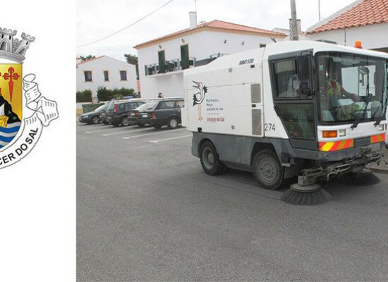 Funcionários e voluntários trabalharam em conjunto por uma Comporta mais limpa
