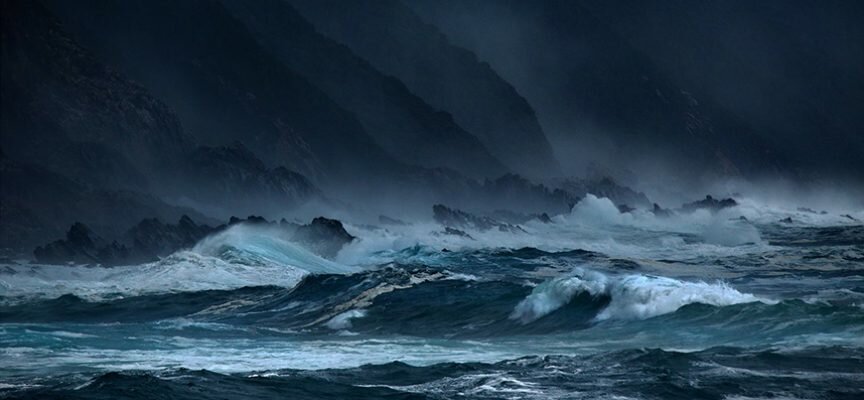 Condições meteorológicas adversas a partir de hoje, com agitação marítima e vento forte