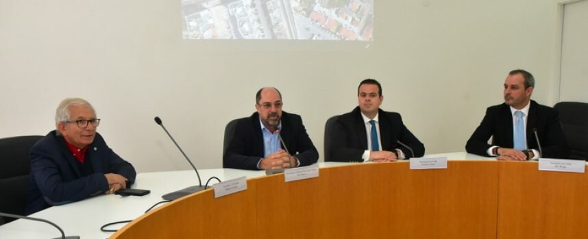 Obra conjunta dos Municípios da Moita e Barreiro – Nova rotunda projetada para a Rua da Amizade