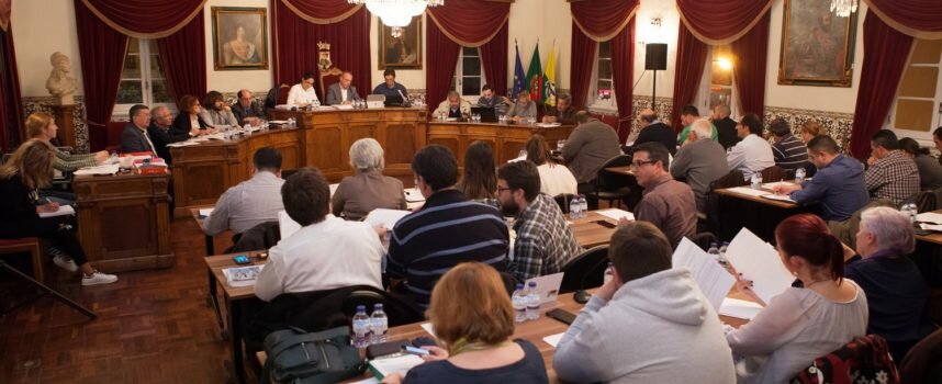 Documentos aprovados na sessão da Assembleia Municipal da Moita