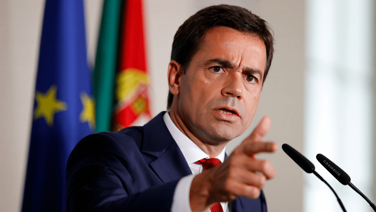 Entrevista a André Ventura: “Não gosto do estilo errático de Trump”