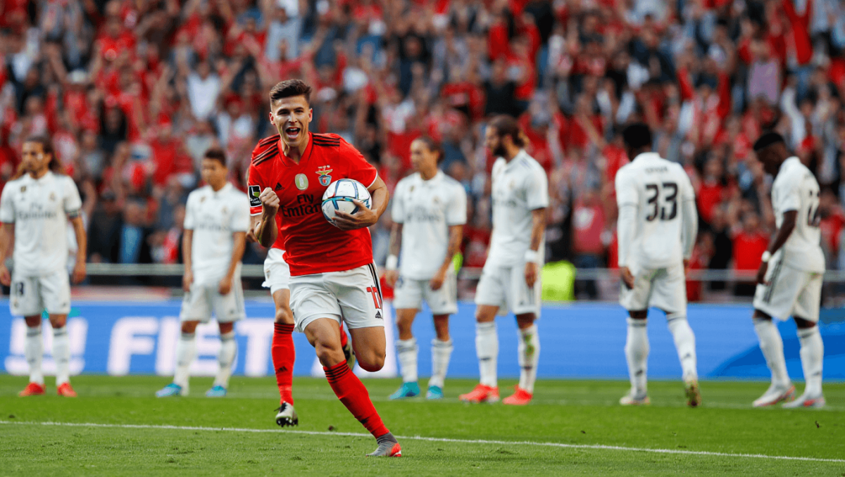 O dia em que o Benfica humilhou o Real Madrid... de José Mourinho