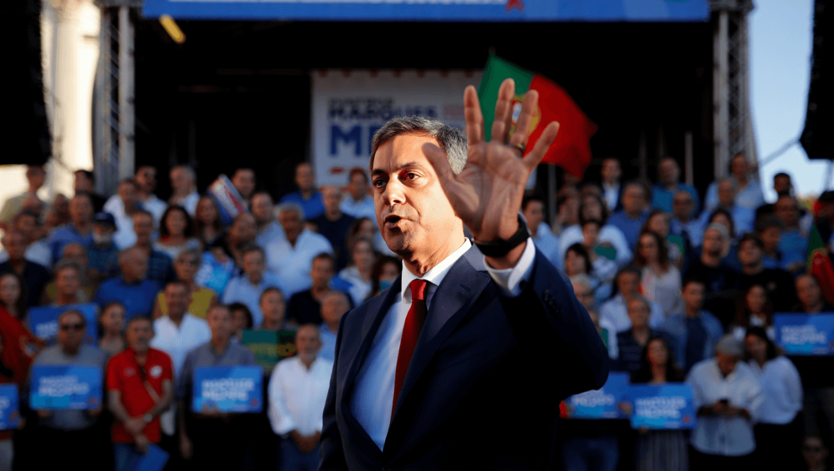 Em queda sucessiva, Marques Mendes apela aos indecisos “que podem mudar tudo”