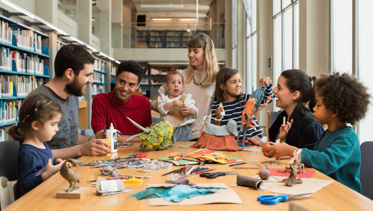 Oficina de artes na Biblioteca Municipal de Ourém