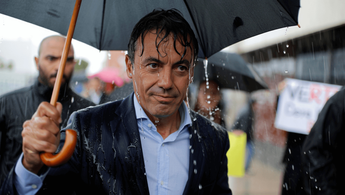 Ventura ‘sobreviveu’ à chuva de cavacas em Aveiro e agradeceu apoio no “Cavaquistão” de Viseu