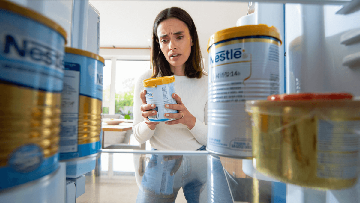 
                                Nestlé detecta toxina e retira alguns lotes de fórmula infantil do mercado
                            