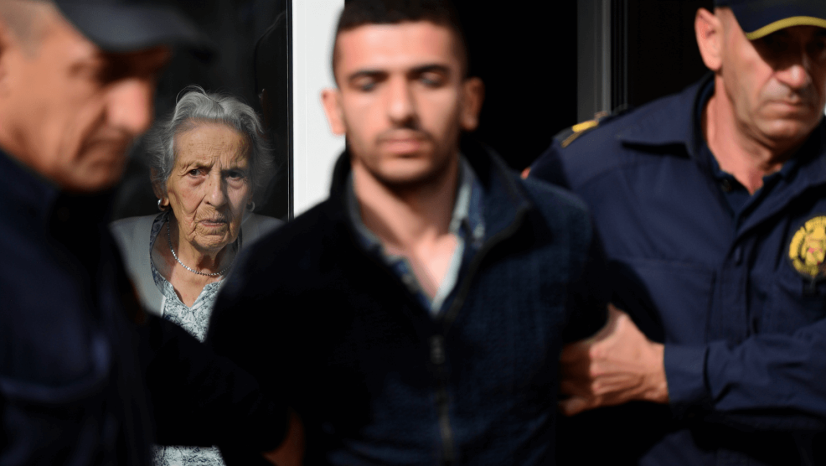 
                                Homem detido em Oeiras por agressões físicas e verbais à avó de 89 anos
                            