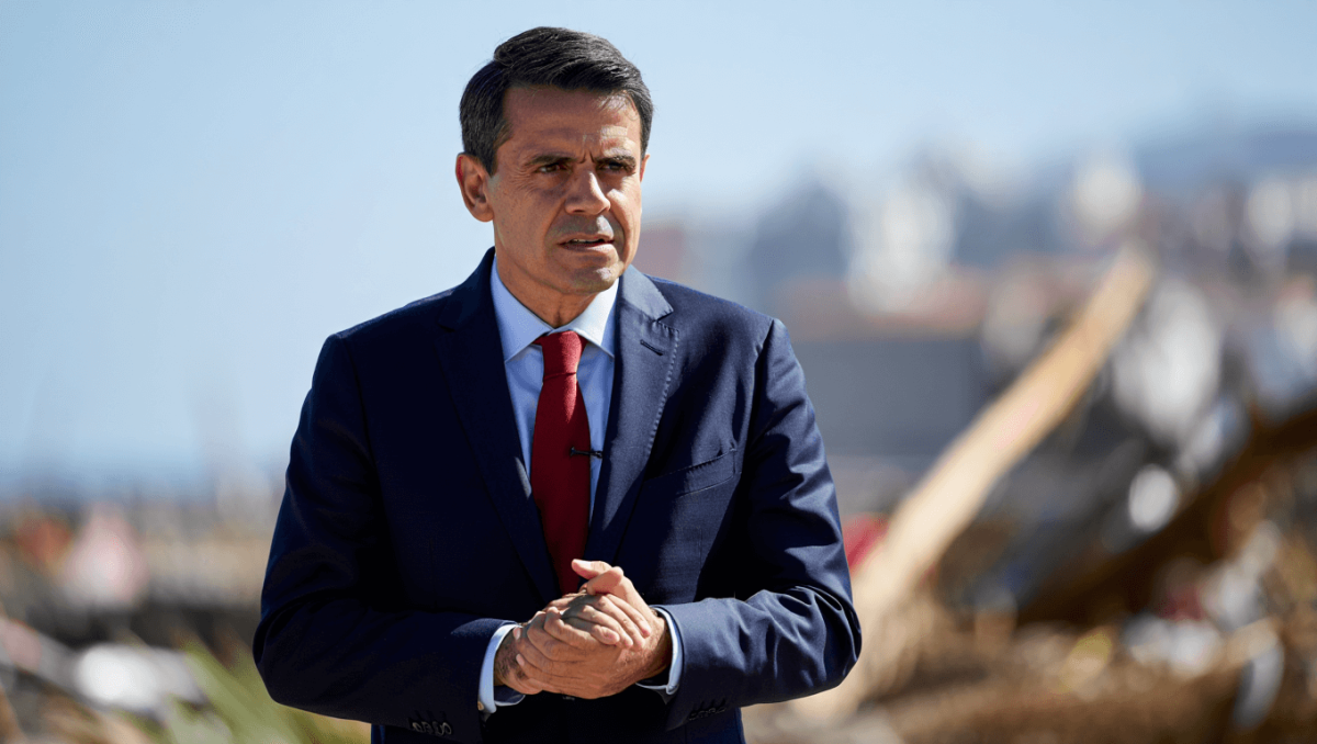 “Espero nunca usar a bomba atómica”: Seguro promete estabilidade e apela à mobilização para defender “chão comum” da democracia