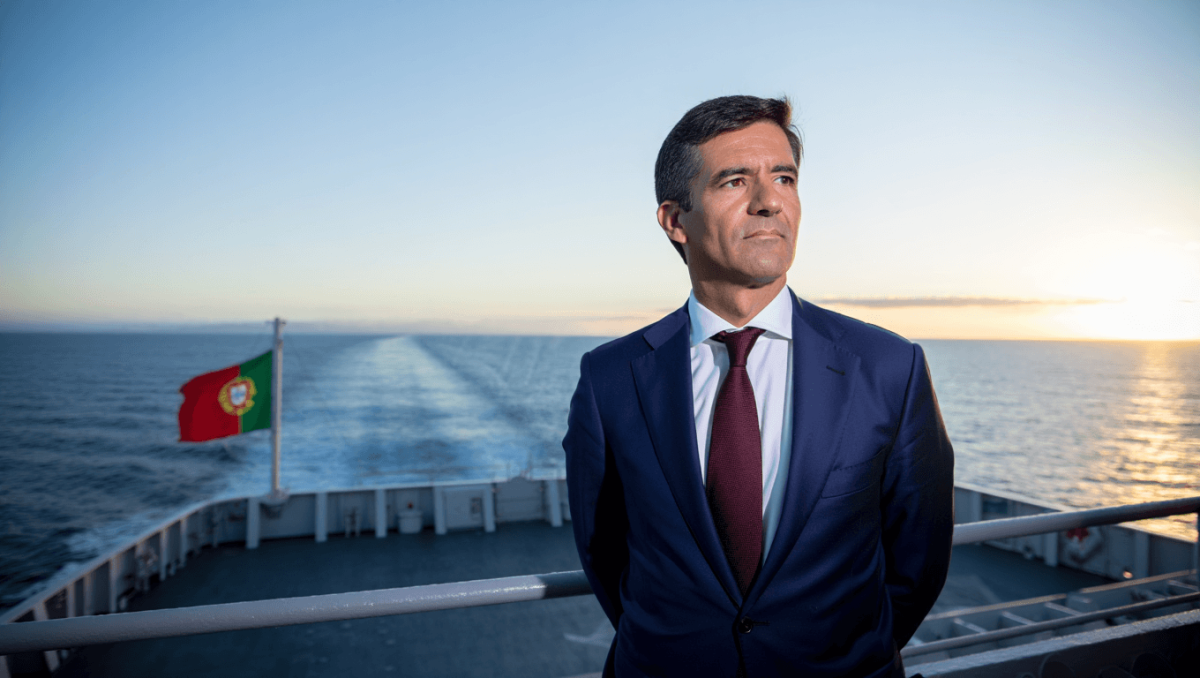 
    Albuquerque defende "estratégia atlântica" para investimentos no setor da defesa          