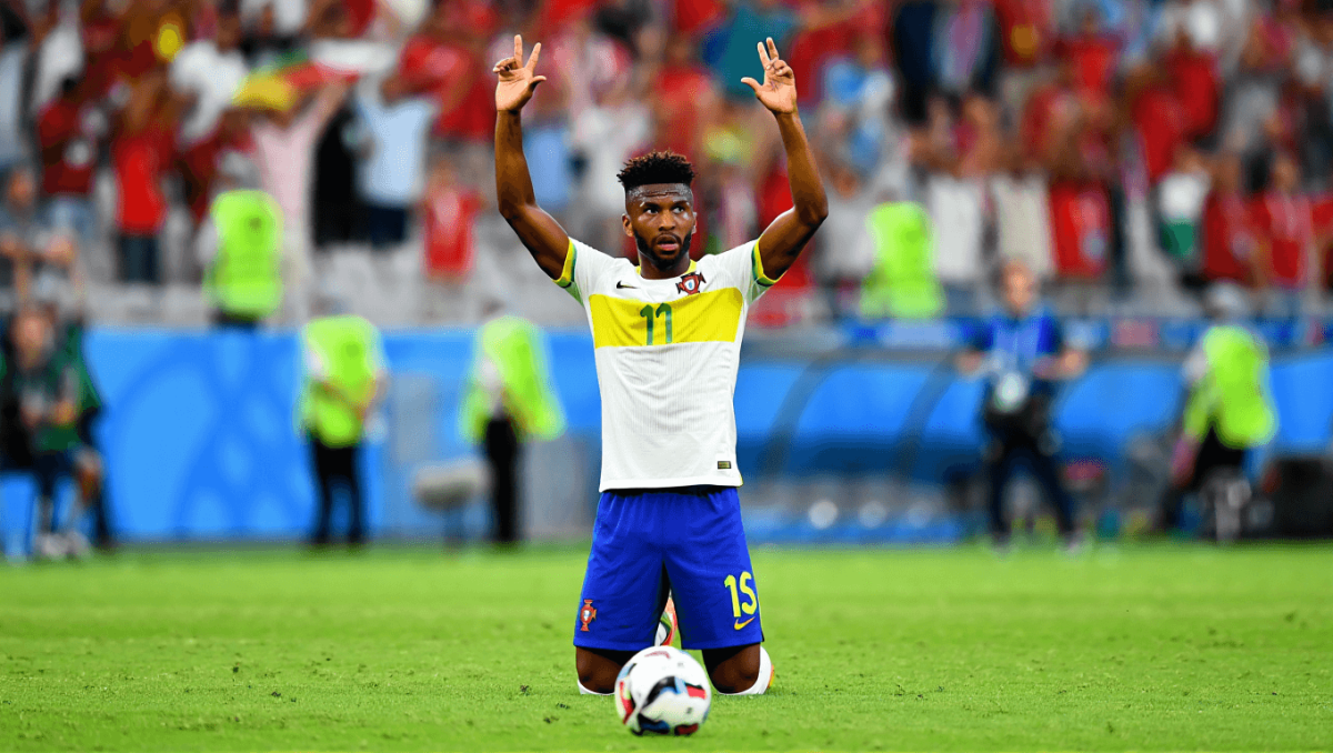 E foram dois. João Félix estreou-se a marcar em 2026 desta forma