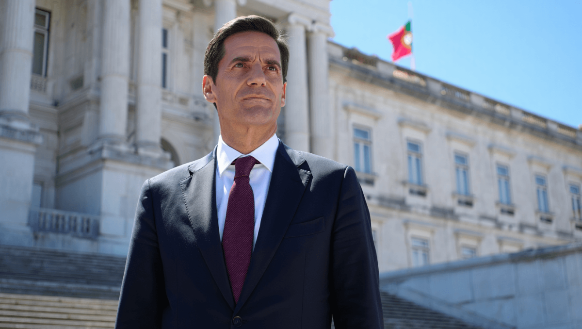 A AD governa à bolina, o PS arrisca a deriva e o Chega tem o vento de feição