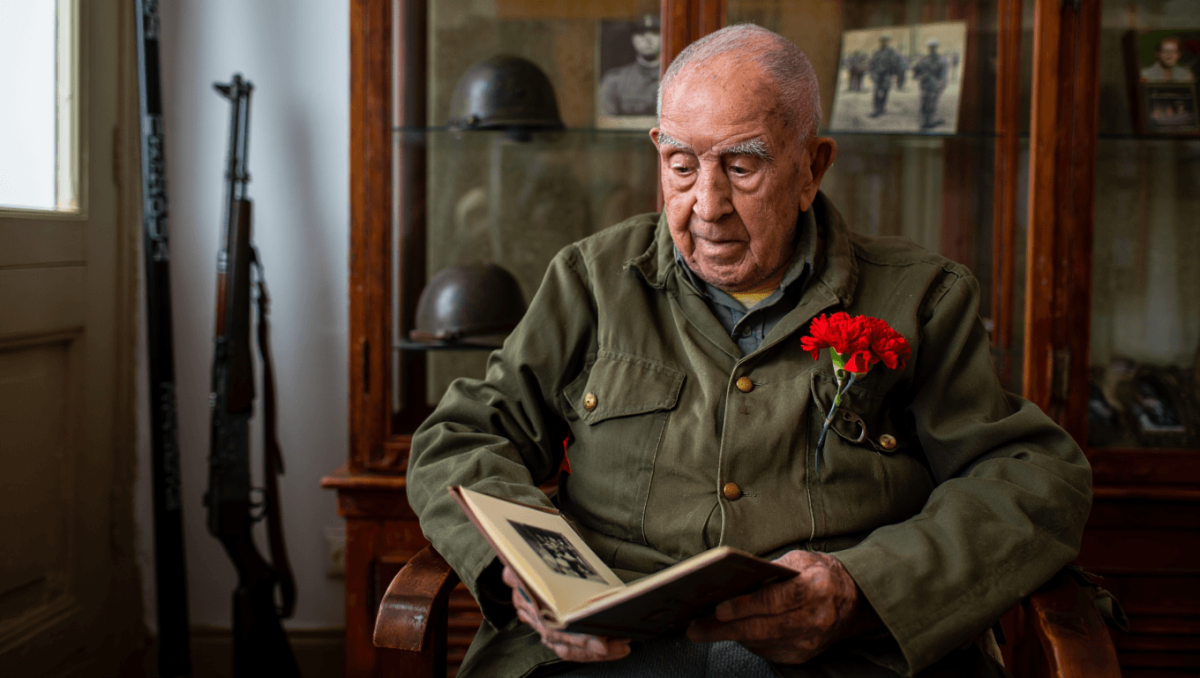 Constância lança livro sobre memórias da Guerra Colonial