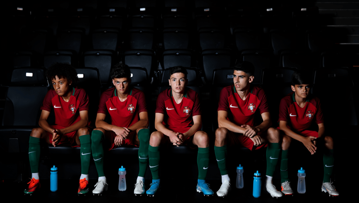 Portugal sem fases finais de Europeus jovens de futebol como em 2015