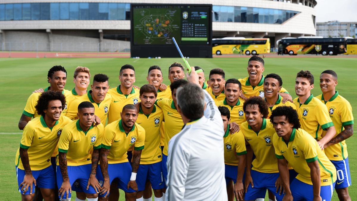 Sorrisos e concentração. Foi assim mais um treino da seleção nacional