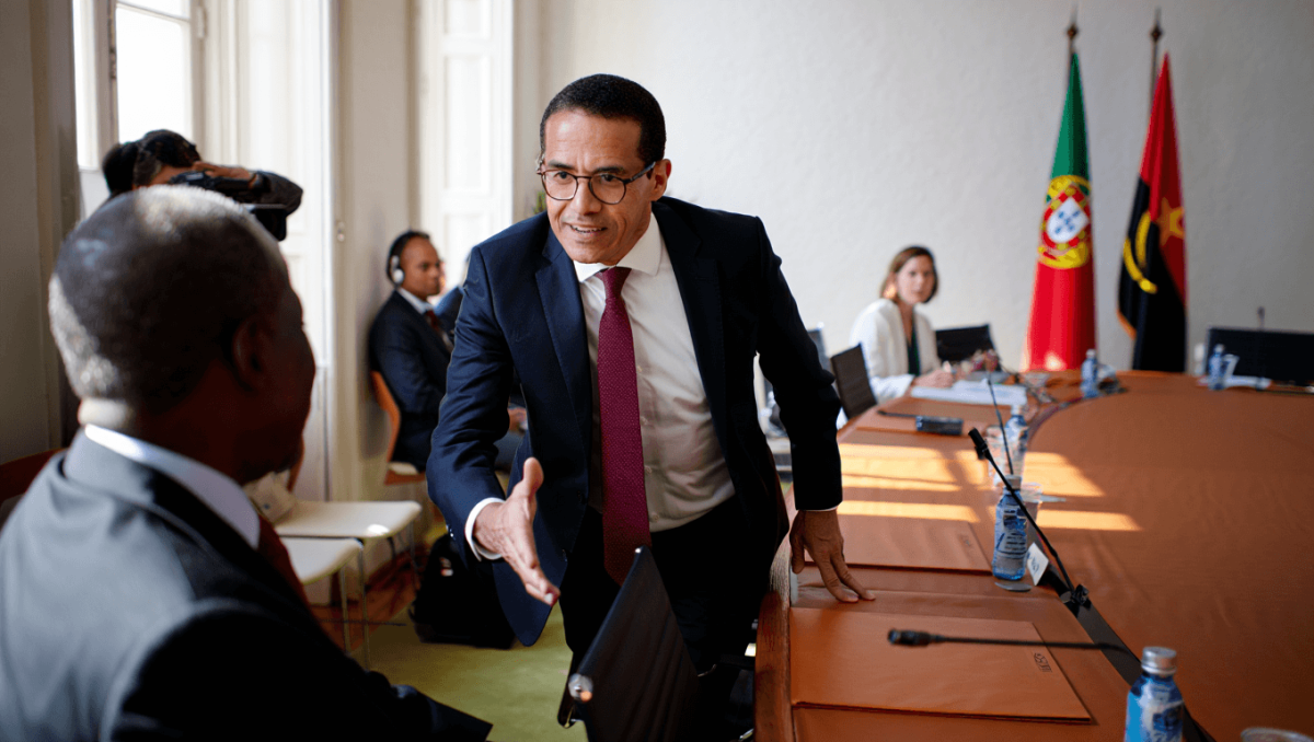 Aguiar-Branco em Angola na sessão intercalar da Assembleia Parlamentar da CPLP