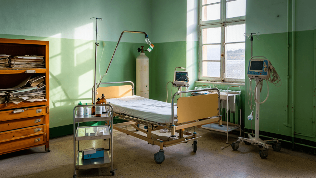 Hospital esquecido em Portugal: equipamentos e mobília intactos após 30 anos