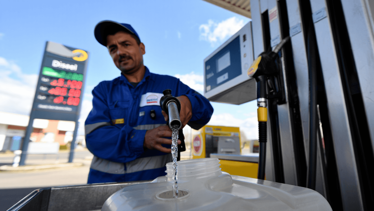 Combustíveis mais baratos para a semana. Gasóleo desce o dobro da gasolina