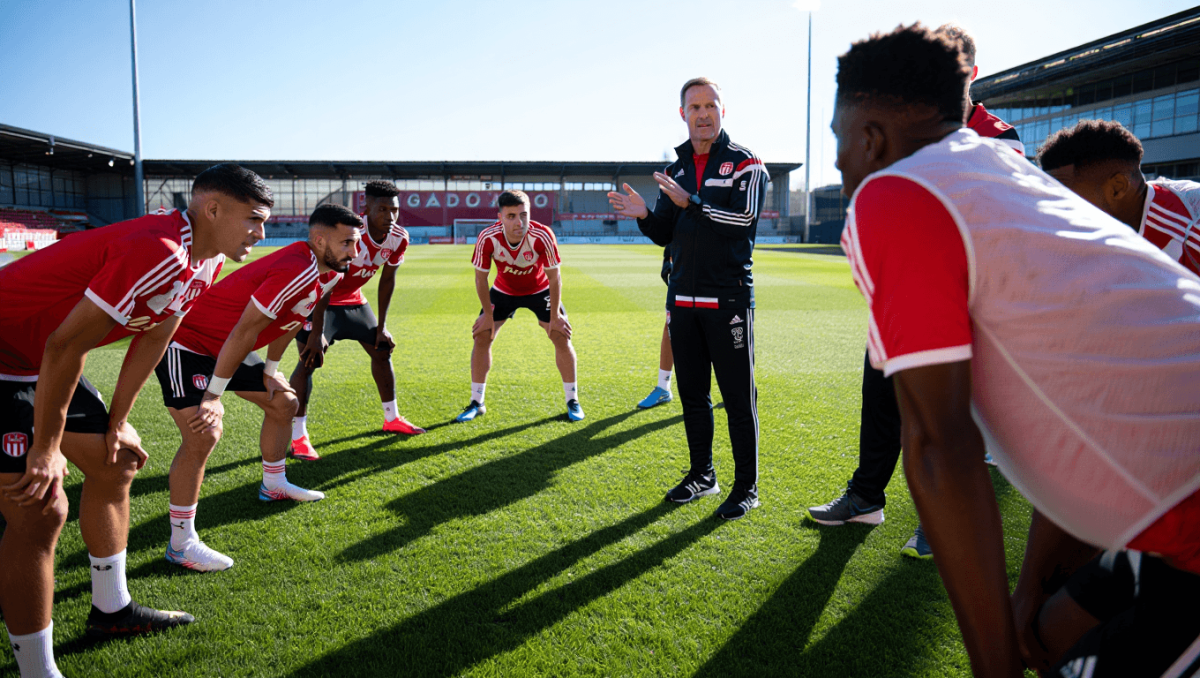 Sem tempo a perder. Sporting arranca pré-época com jogadores no relvado