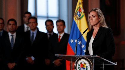 Presidente interina da Venezuela declara sete dias de luto nacional
