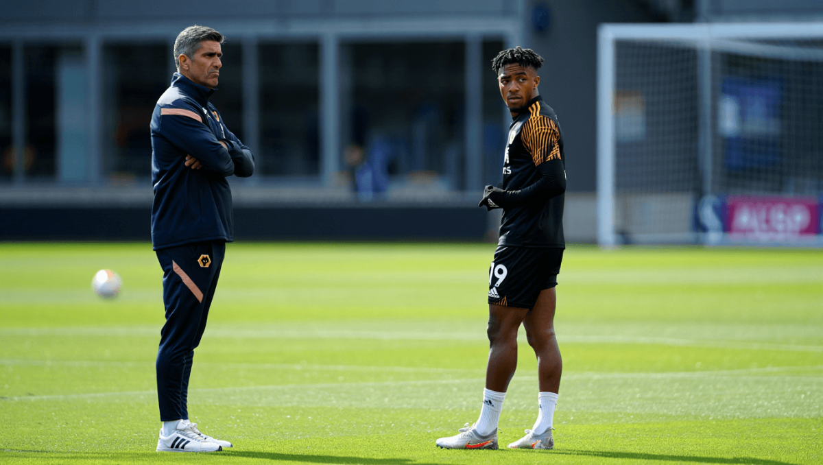 Acordo fechado. Fez frente a César Peixoto e deixa o Wolverhampton