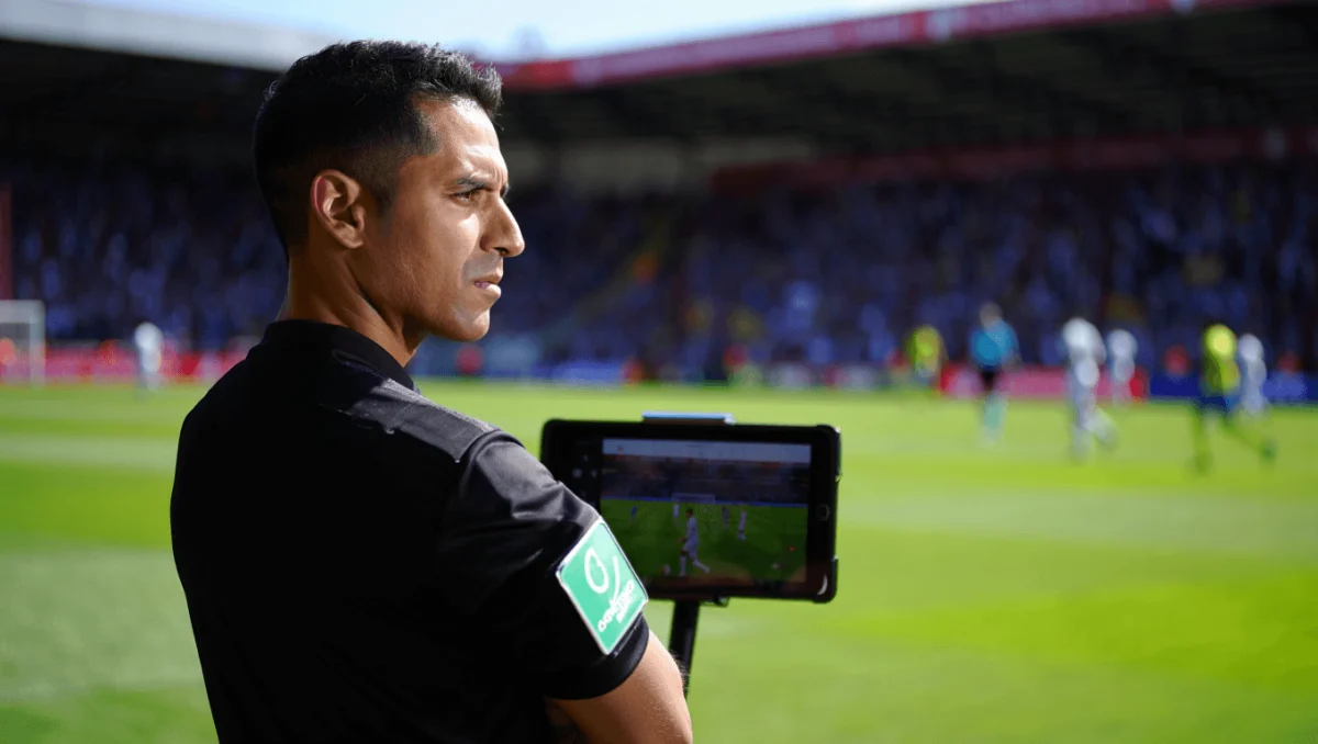 I Liga: Videoárbitro completa 10.ª época com caminho por fazer