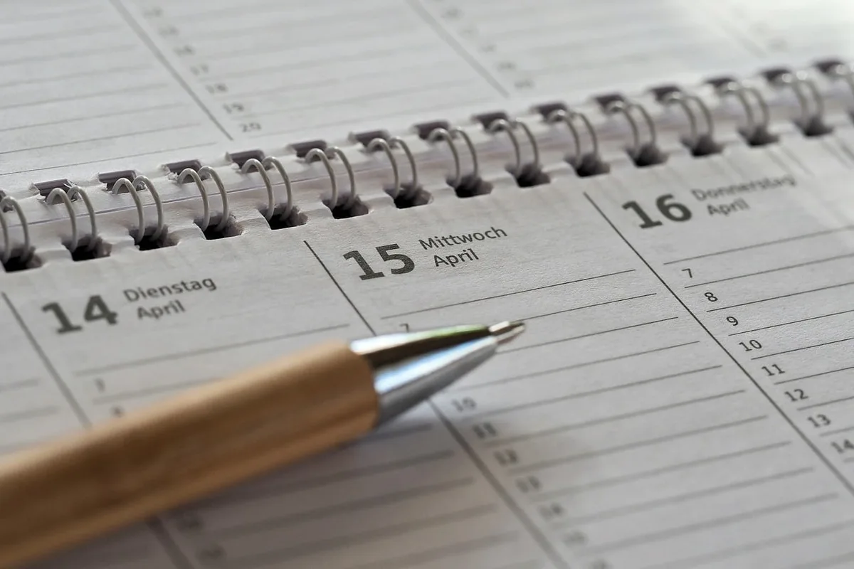 Calendário de reuniões oficiais e agendamentos institucionais em gabinete