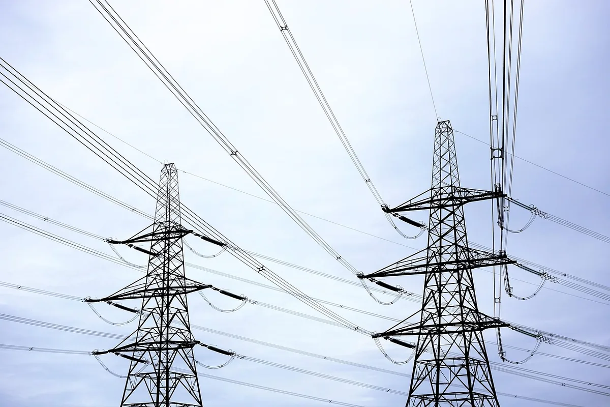 Infraestrutura de rede de distribuição de energia elétrica de alta tensão