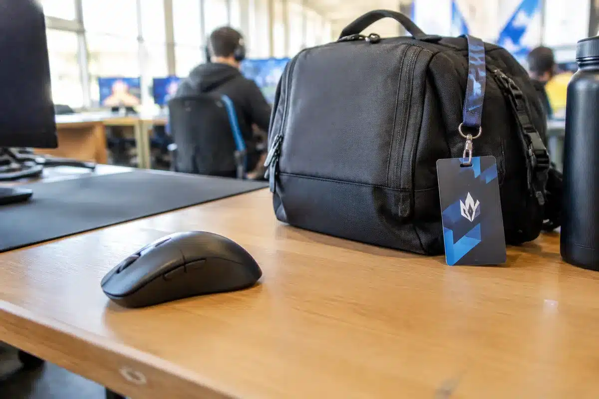 Corsair lança novo mouse gaming: aposta em desempenho para jogadores