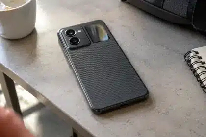 HMD Global: vazamento do Notebookcheck.info sugere smartphone com tela secundária